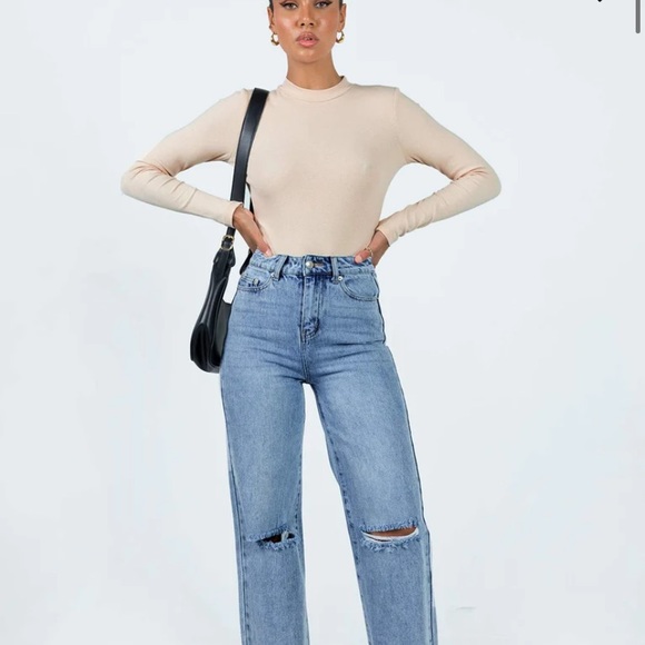 NWOT - Princess Polly Bodysuit - Picture 4 of 5